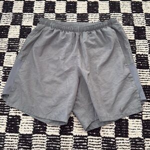 Nike Men’s Gray Athletic Shorts Size M